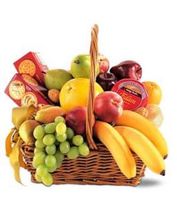 Купить корзину "Фруктовый микс" для тех кто любит разнообразие фруктов  с доставкой в по Трёхгорному